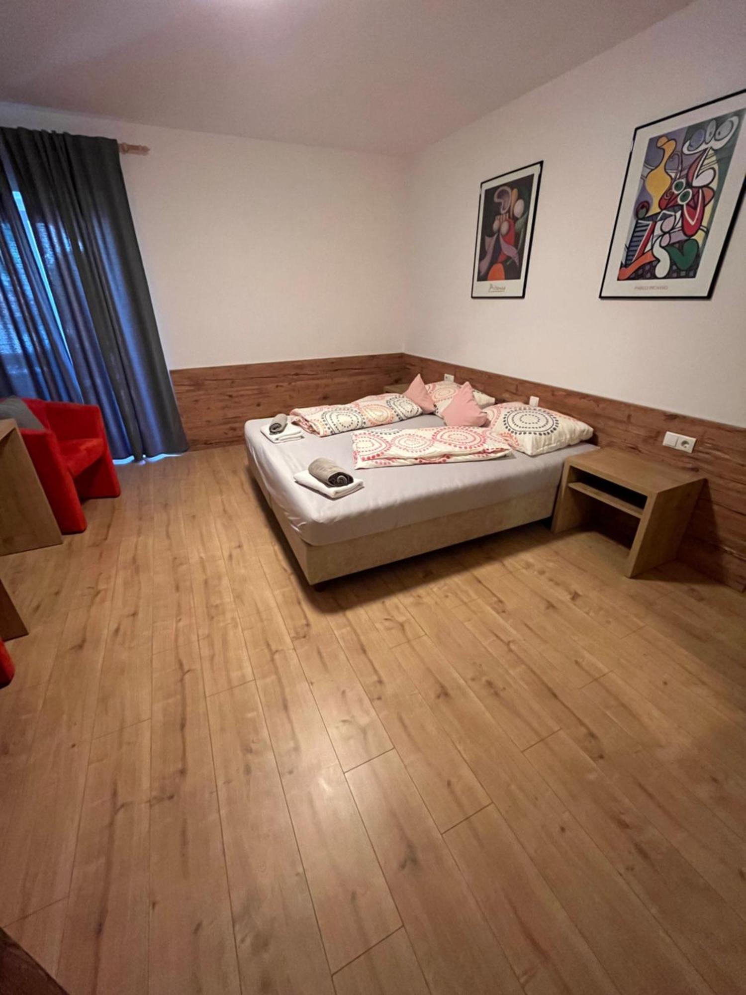 Hotel Krone Morter Dış mekan fotoğraf